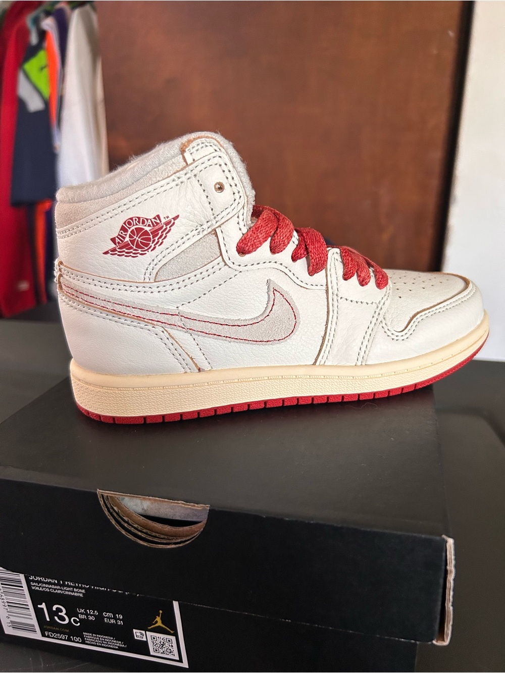 Nike Kids' High-Top Sneakers in White and Red